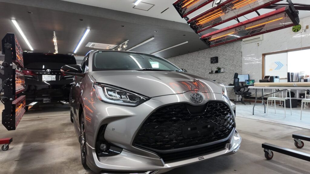 sx040-questa-yaris-06 - SystemXセラミックコーティング|米国製特殊コーティング トヨタ ヤリスのセラミックコーティング施工