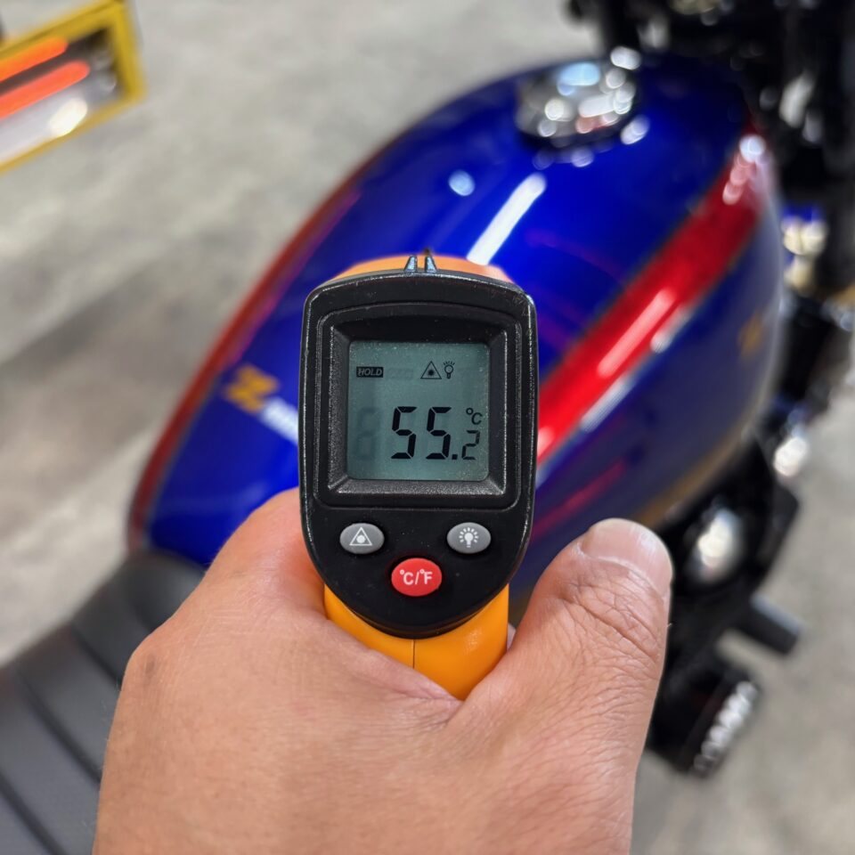 カワサキ ゼファー750のセラミックコーティング施工