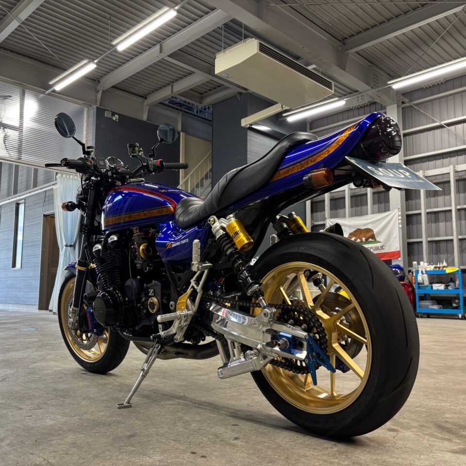 カワサキ ゼファー750のセラミックコーティング施工