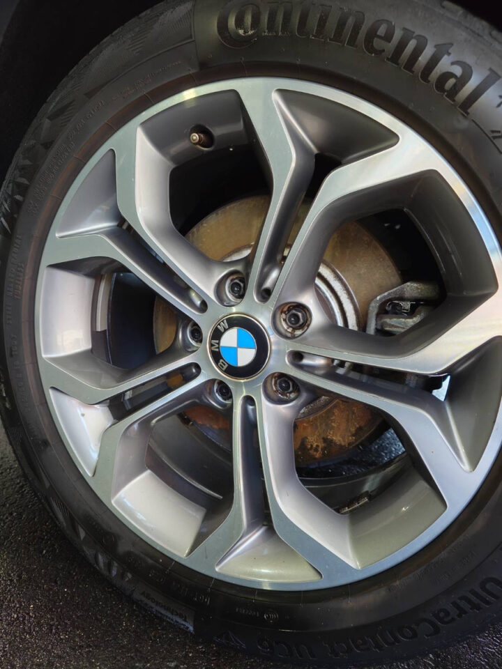 BMW X3のセラミックコーティング施工